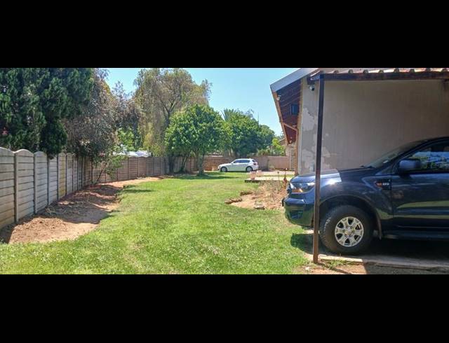 3 BEDROOM HOUSE FOR SALE IN BIRCHLEIGH NORTH